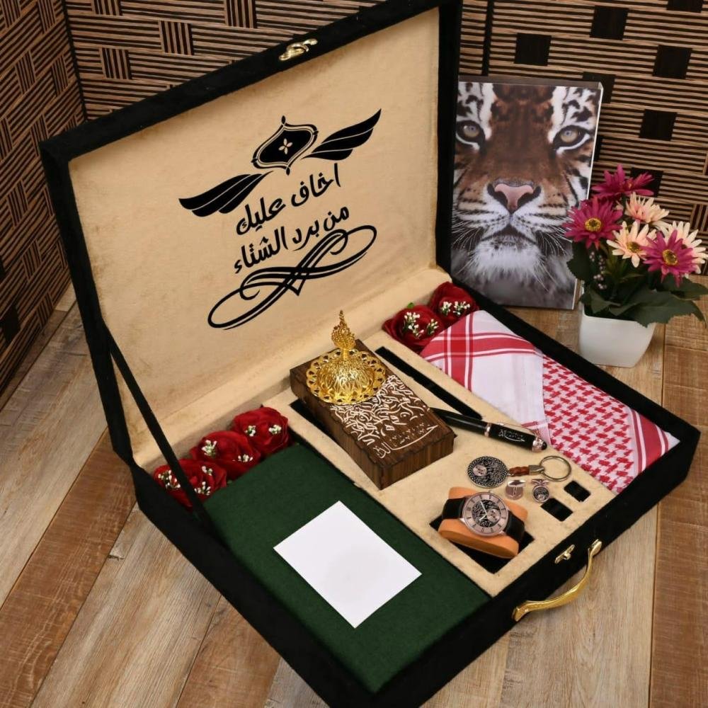 شماغ وإكسسوارات